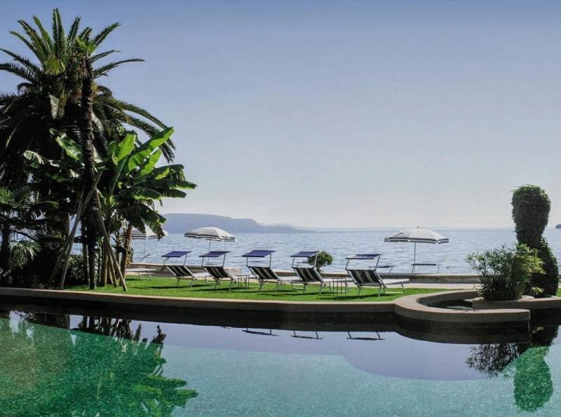 Hotel Monte Baldo E Villa Acquarone Gardone Riviera Exterior foto