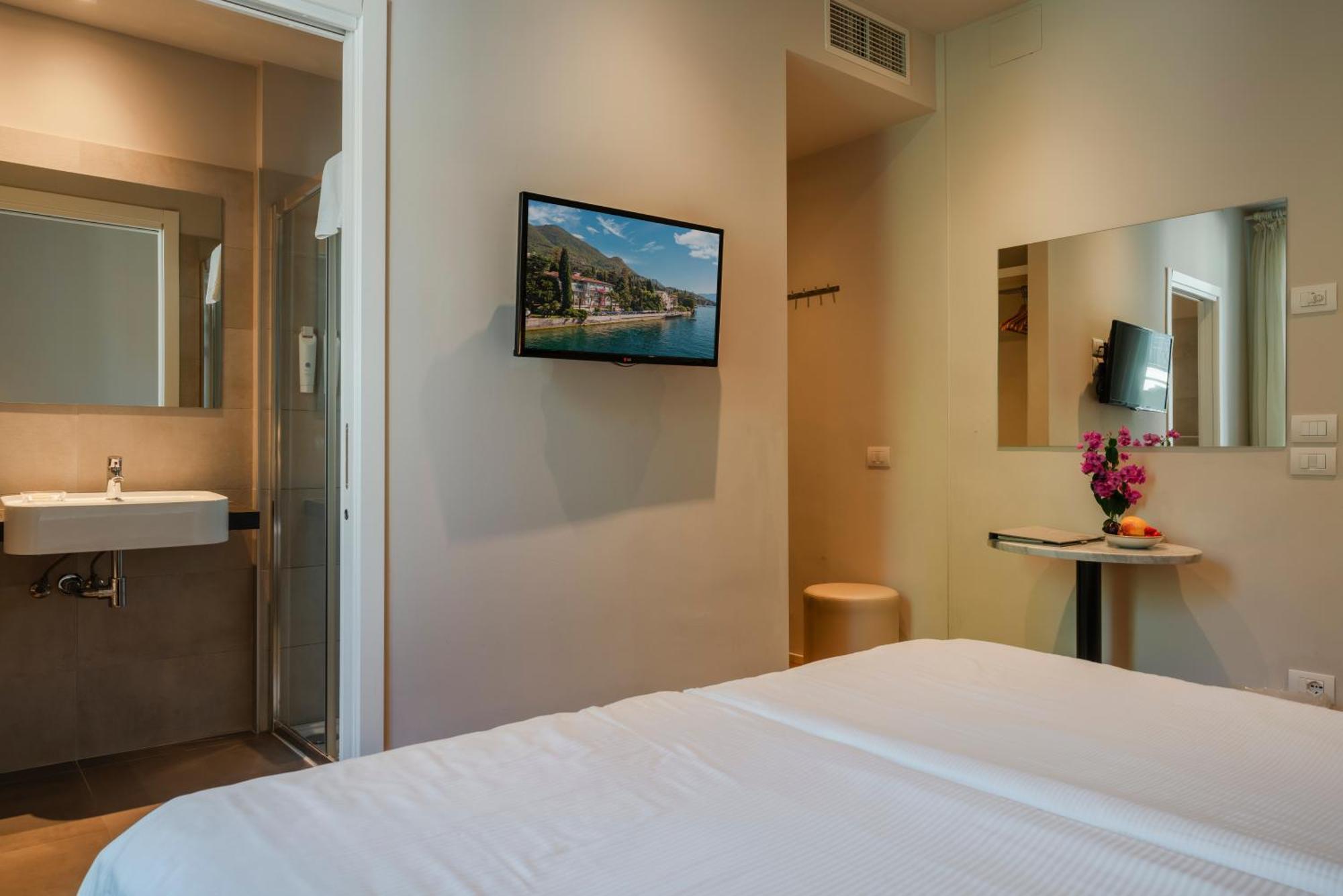 Hotel Monte Baldo E Villa Acquarone Gardone Riviera Cameră foto